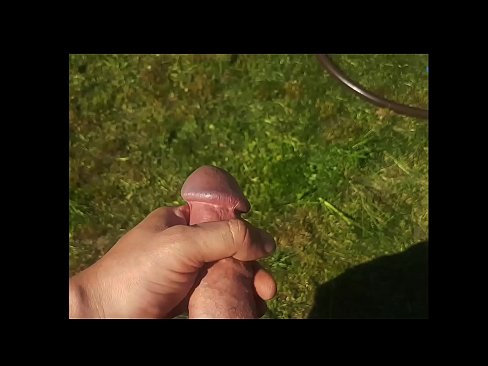 ❤️ Hete hottie laat zich in haar roze kutje neuken en spuitend klaarkomen in een zomerse tuin ❤❌  Sex at nl.osagoassist.ru ❤